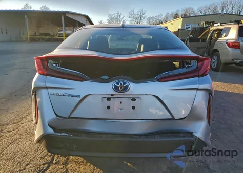 2017 Toyota Prius Prime z USA, uszkodzony, nr VIN JTDKARFP6H3005535